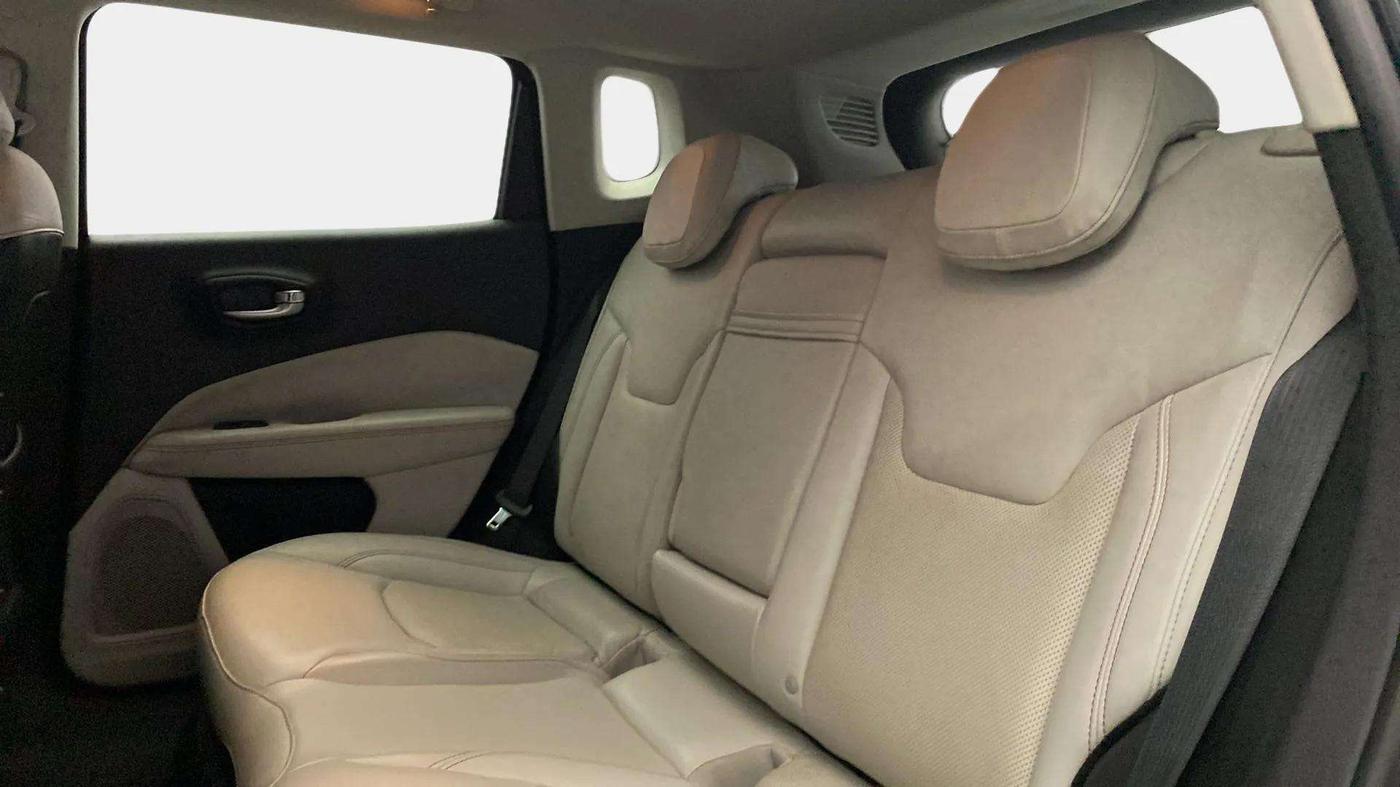 2017 Jeep Compass LIMITED 2.0 DIESEL, Diesel, Manual, 92,158 km, Right Side Rear Door Cabin