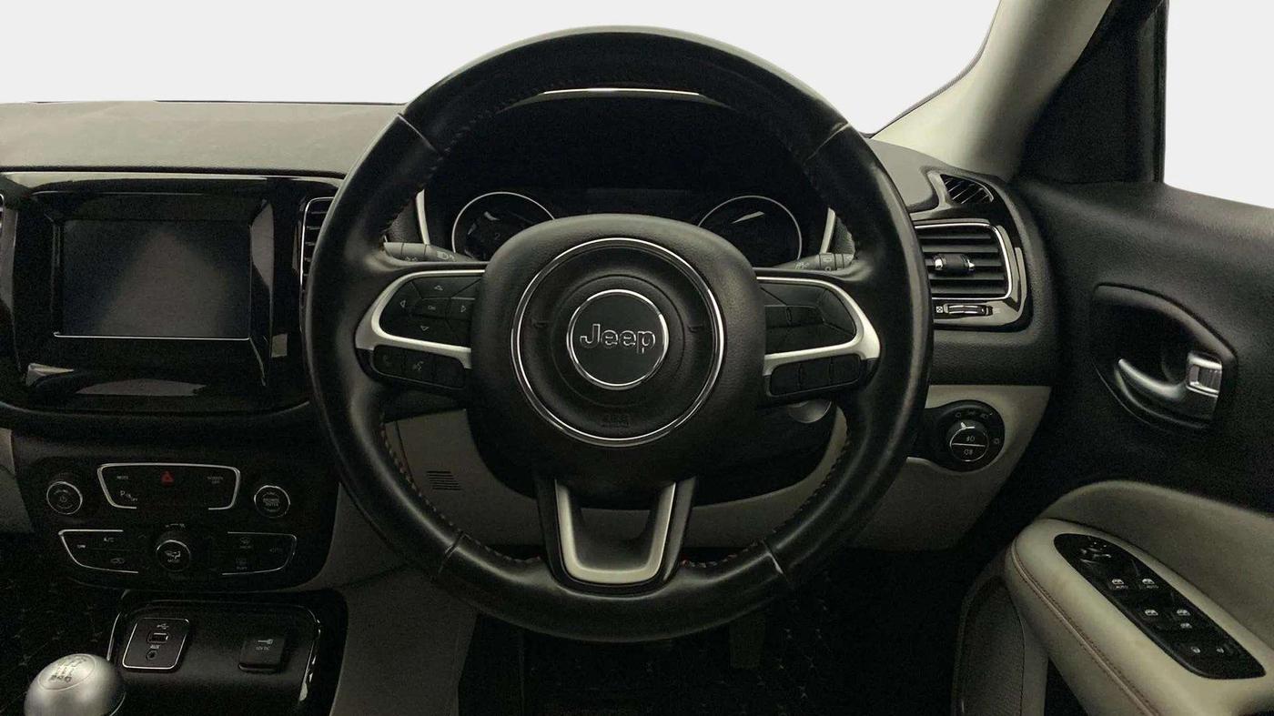 2017 Jeep Compass LIMITED 2.0 DIESEL, Diesel, Manual, 92,158 km, Steering Wheel Close Up