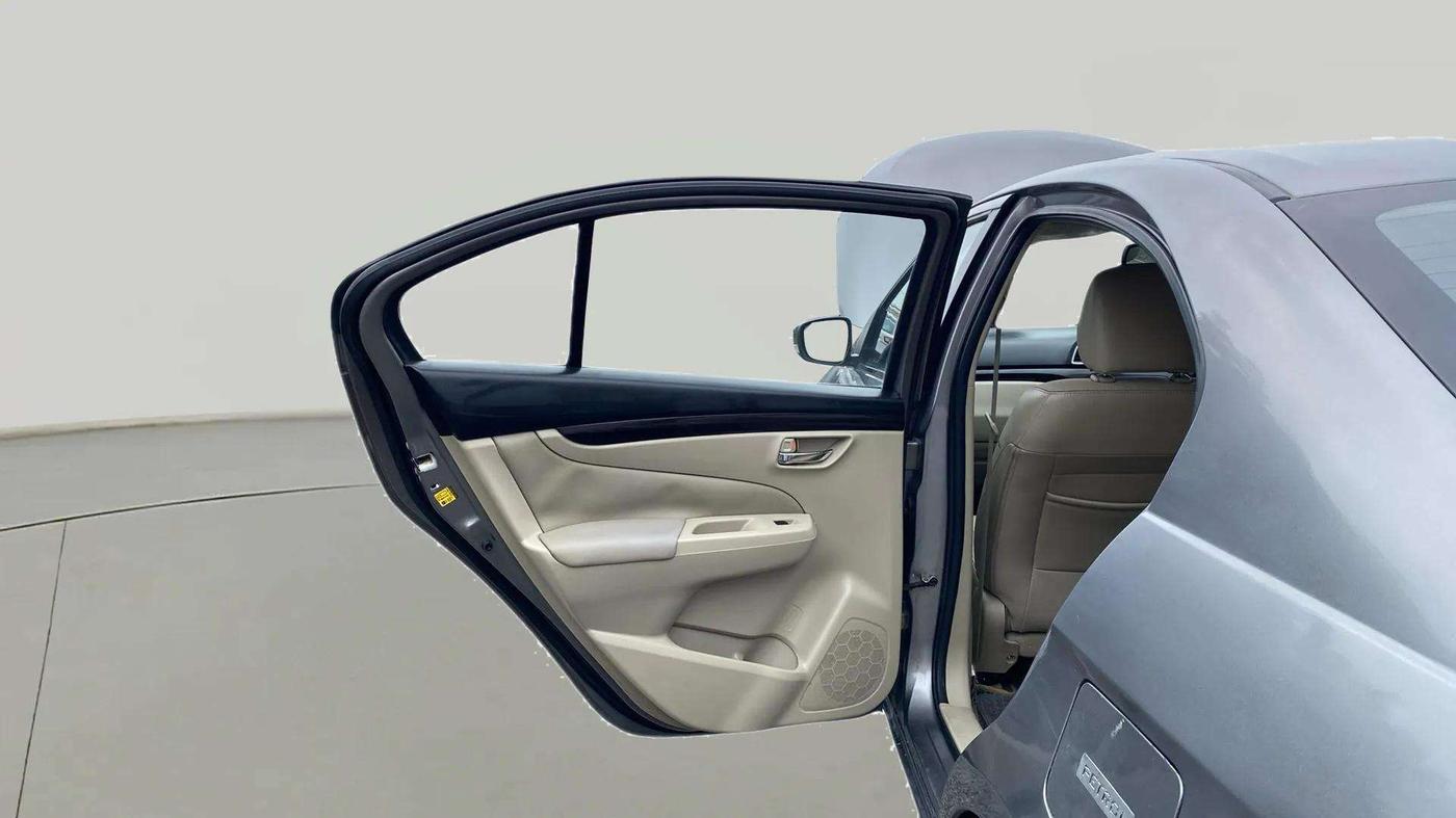 2016 Maruti Ciaz ZXI+ AT, Petrol, Automatic, 45,879 km, LHS Rear Door