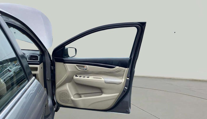 2016 Maruti Ciaz ZXI+ AT, Petrol, Automatic, 45,879 km, RHS Front Door