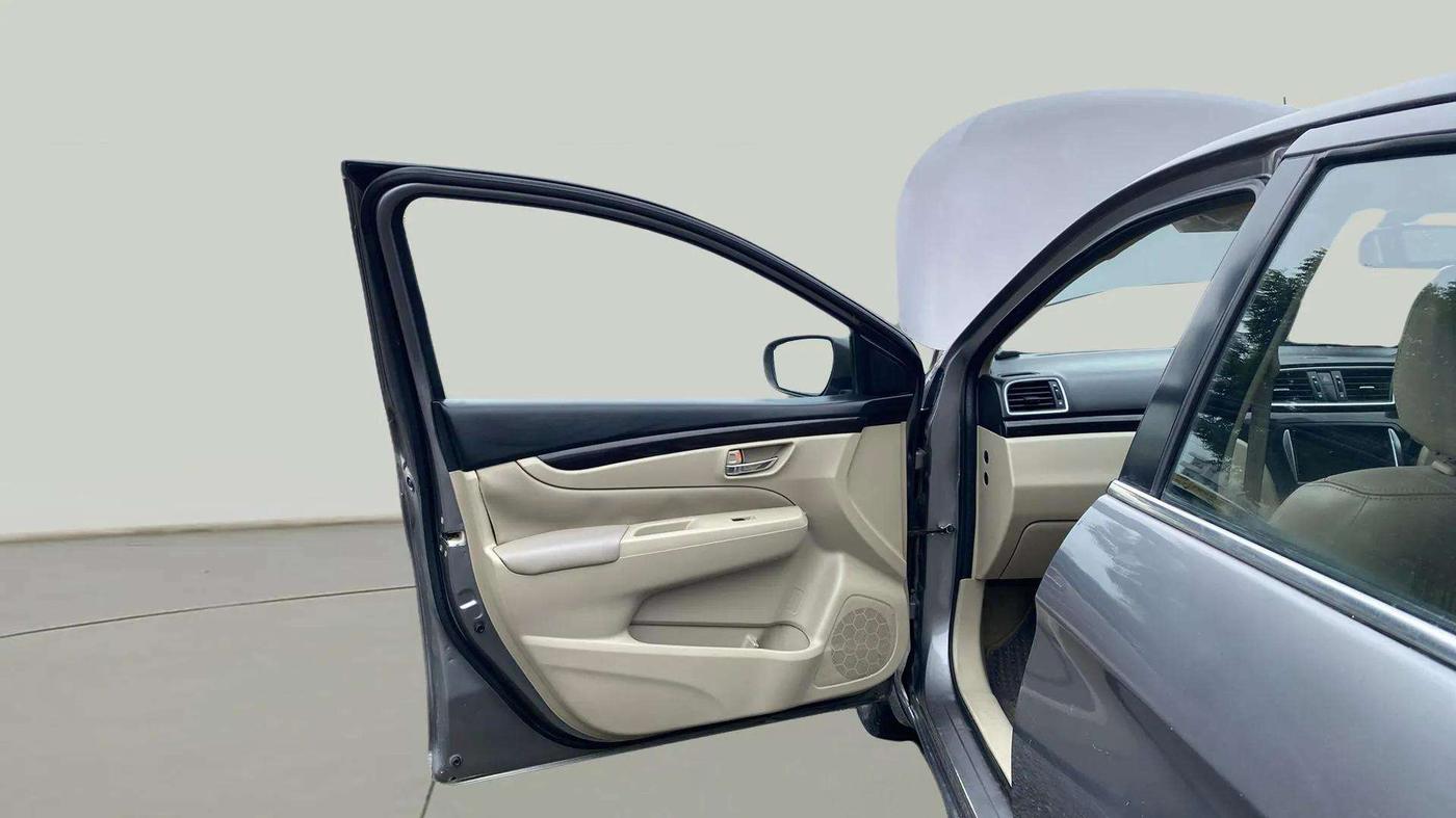 2016 Maruti Ciaz ZXI+ AT, Petrol, Automatic, 45,879 km, LHS Front Door