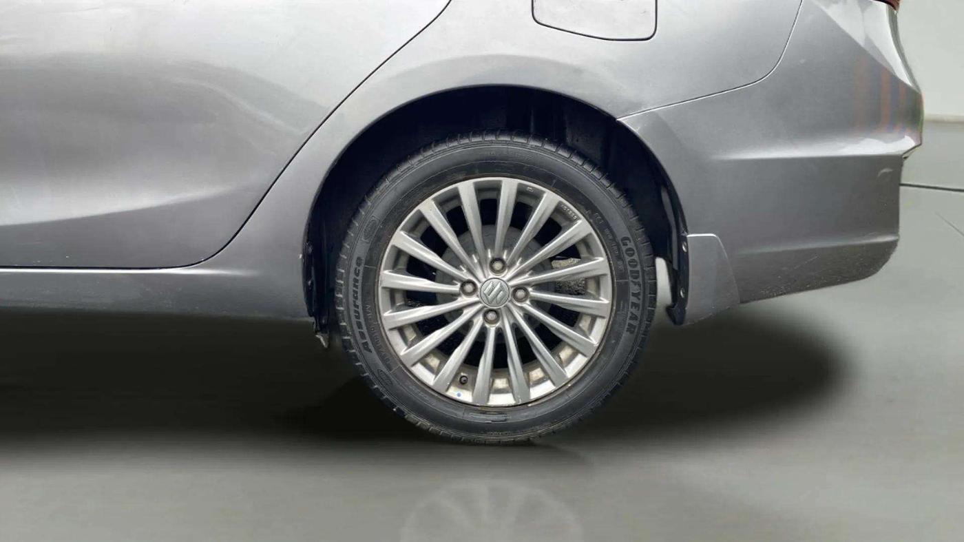 2016 Maruti Ciaz ZXI+ AT, Petrol, Automatic, 45,879 km, Left Rear Wheel