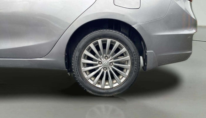 2016 Maruti Ciaz ZXI+ AT, Petrol, Automatic, 45,879 km, Left Rear Wheel
