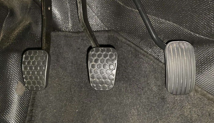 2019 Tata Tiago XZ PETROL, Petrol, Manual, 32,252 km, Pedals