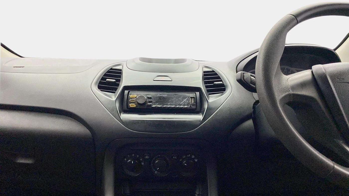 2017 Ford New Figo AMBIENTE 1.2 PETROL, Petrol, Manual, 49,172 km, Air Conditioner