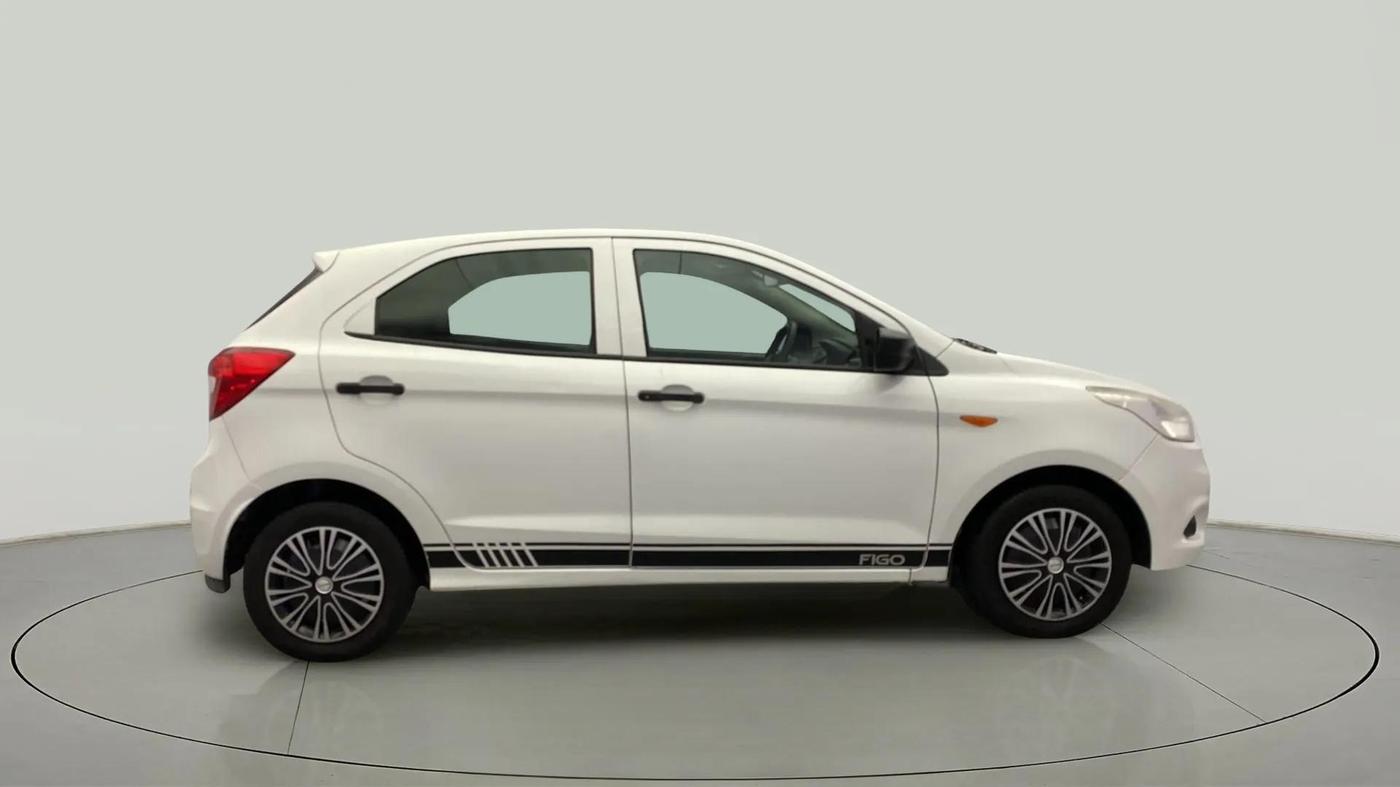 2017 Ford New Figo AMBIENTE 1.2 PETROL, Petrol, Manual, 49,172 km, Right Side View