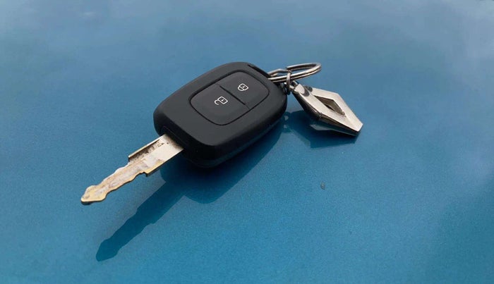 2020 Renault Kwid CLIMBER 1.0, Petrol, Manual, 10,380 km, Key Close Up