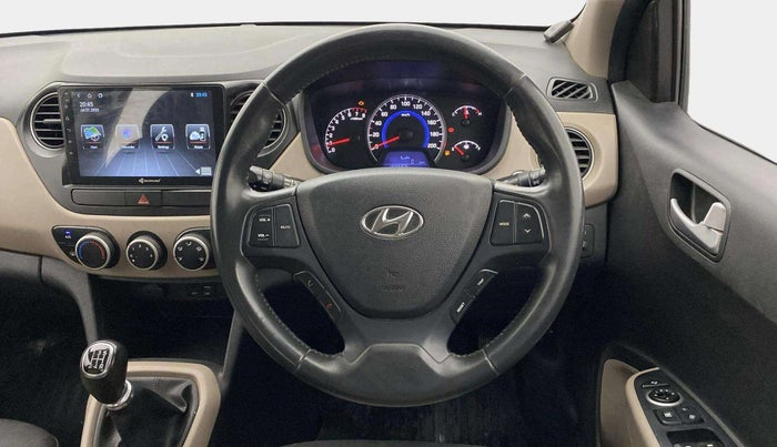 2016 Hyundai Grand i10 ASTA 1.2 KAPPA VTVT, CNG, Manual, 1,02,652 km, Steering Wheel Close Up