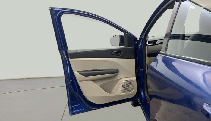 2022 Renault TRIBER RXT, Petrol, Manual, 24,671 km, LHS Front Door