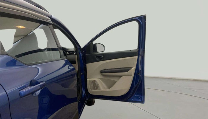 2022 Renault TRIBER RXT, Petrol, Manual, 24,671 km, RHS Front Door