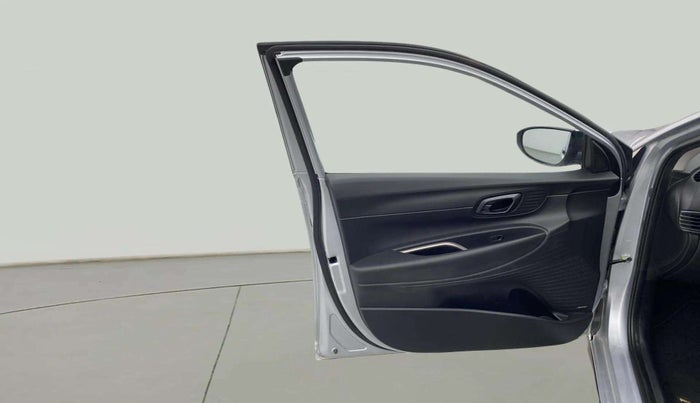 2022 Hyundai NEW I20 ASTA 1.2 MT, Petrol, Manual, 21,405 km, LHS Front Door