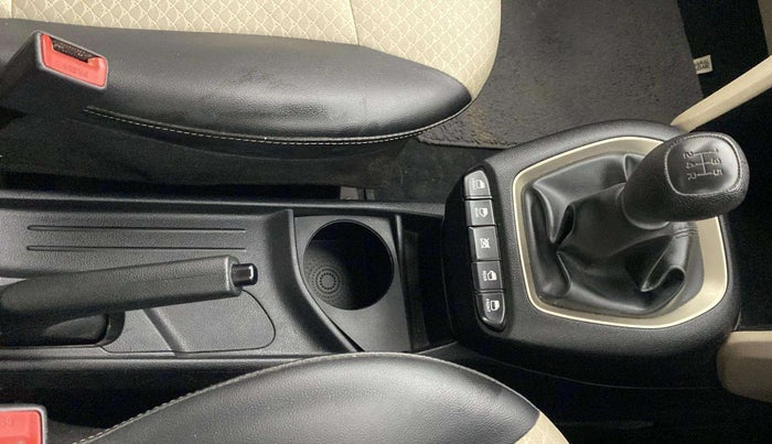 2018 Hyundai NEW SANTRO MAGNA, Petrol, Manual, 52,293 km, Gear Lever