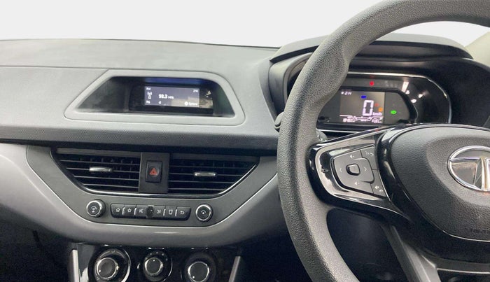2022 Tata NEXON XM SUNROOF PETROL, Petrol, Manual, 18,512 km, Air Conditioner