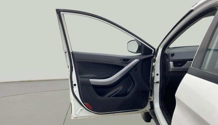 2022 Tata NEXON XM SUNROOF PETROL, Petrol, Manual, 18,512 km, LHS Front Door