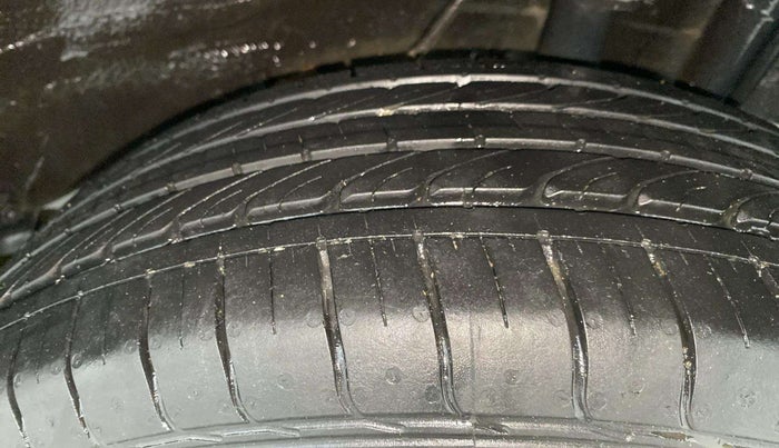 2022 Tata NEXON XM SUNROOF PETROL, Petrol, Manual, 18,512 km, Left Rear Tyre Tread