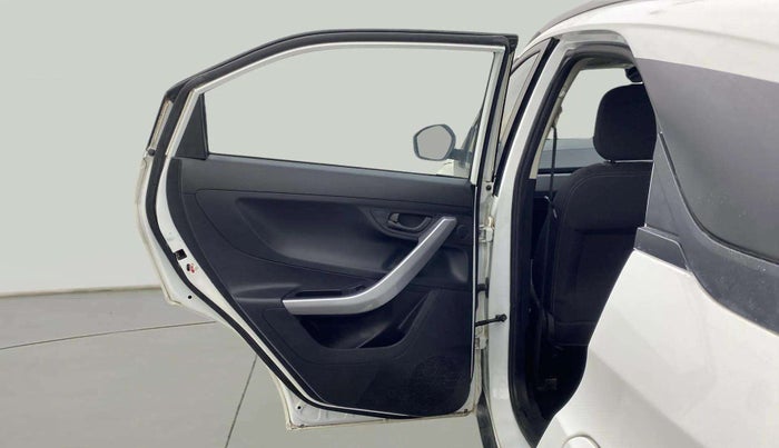 2022 Tata NEXON XM SUNROOF PETROL, Petrol, Manual, 18,512 km, LHS Rear Door