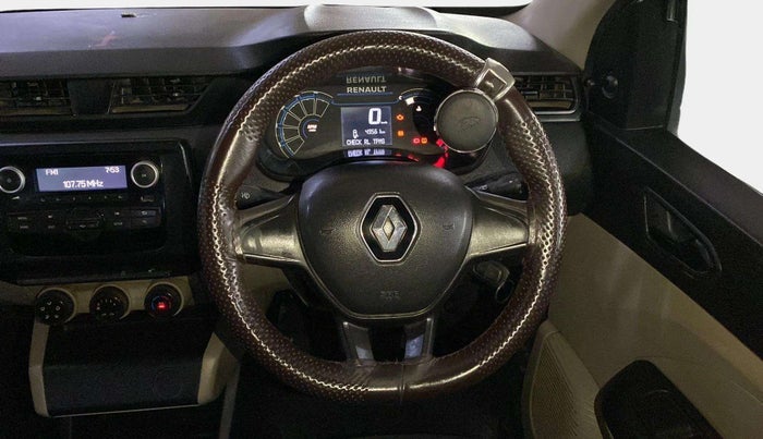 2023 Renault TRIBER RXL MT, Petrol, Manual, 49,559 km, Steering Wheel Close Up