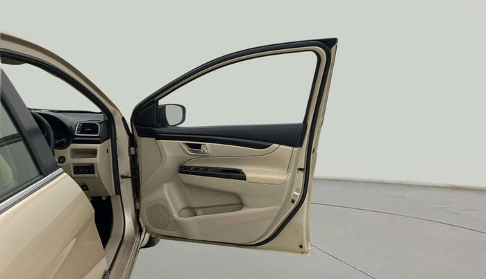 2015 Maruti Ciaz ZXI AT, Petrol, Automatic, 53,520 km, RHS Front Door