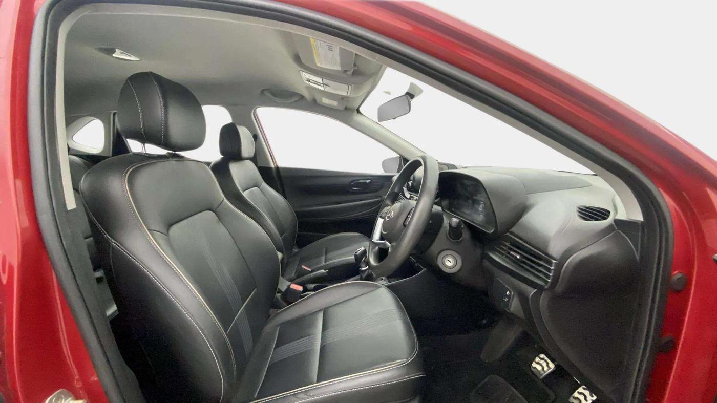 2020 Hyundai NEW I20 SPORTZ 1.0T GDI IMT, Petrol, Manual, 68,330 km, Right Side Front Door Cabin
