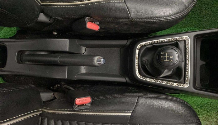 2018 Maruti Swift VXI, Petrol, Manual, 62,506 km, Gear Lever