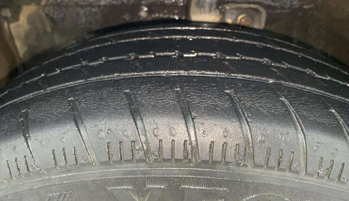 2017 Maruti Celerio ZXI AMT, Petrol, Automatic, 41,660 km, Left Front Tyre Tread
