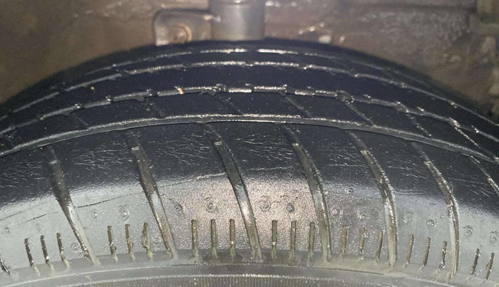 2017 Maruti Celerio ZXI AMT, Petrol, Automatic, 41,660 km, Right Front Tyre Tread