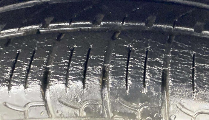 2019 Hyundai NEW SANTRO SPORTZ AMT, Petrol, Automatic, 24,765 km, Right Front Tyre Tread