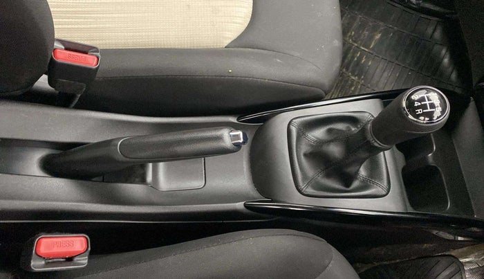 2024 Toyota Glanza S, Petrol, Manual, 7,093 km, Gear Lever