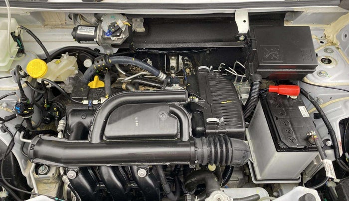 2024 Renault Kwid RXT 1.0, Petrol, Manual, 3,527 km, Engine View