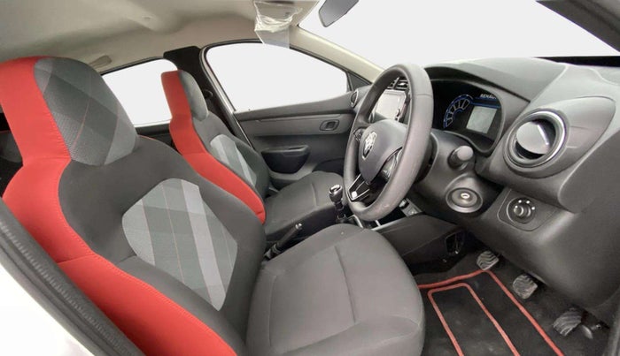 2024 Renault Kwid RXT 1.0, Petrol, Manual, 3,527 km, Right Side Front Door Cabin