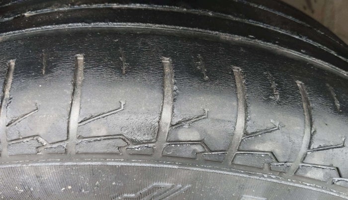 2019 Hyundai Creta E PLUS 1.6 PETROL, Petrol, Manual, 90,263 km, Left Front Tyre Tread