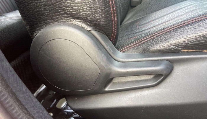 2020 Tata NEXON XM PETROL, Petrol, Manual, 76,353 km, Driver Side Adjustment Panel