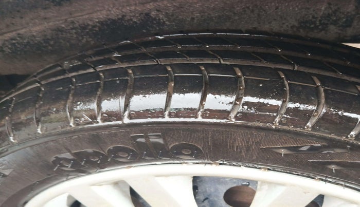 2016 Maruti Wagon R 1.0 VXI, Petrol, Manual, 84,514 km, Left Rear Tyre Tread