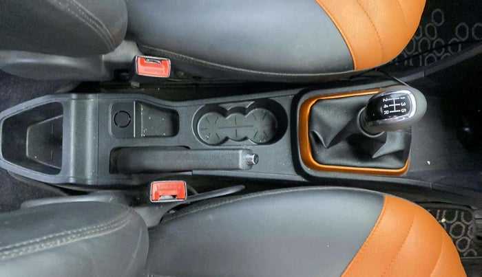 2018 Tata TIAGO NRG PETROL, Petrol, Manual, 32,406 km, Gear Lever