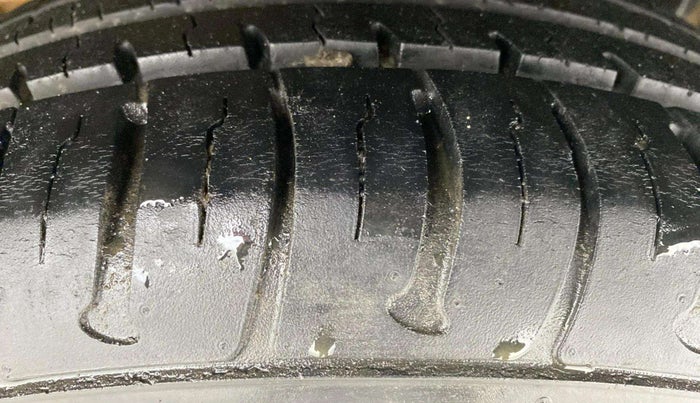 2018 Tata TIAGO NRG PETROL, Petrol, Manual, 32,406 km, Left Rear Tyre Tread