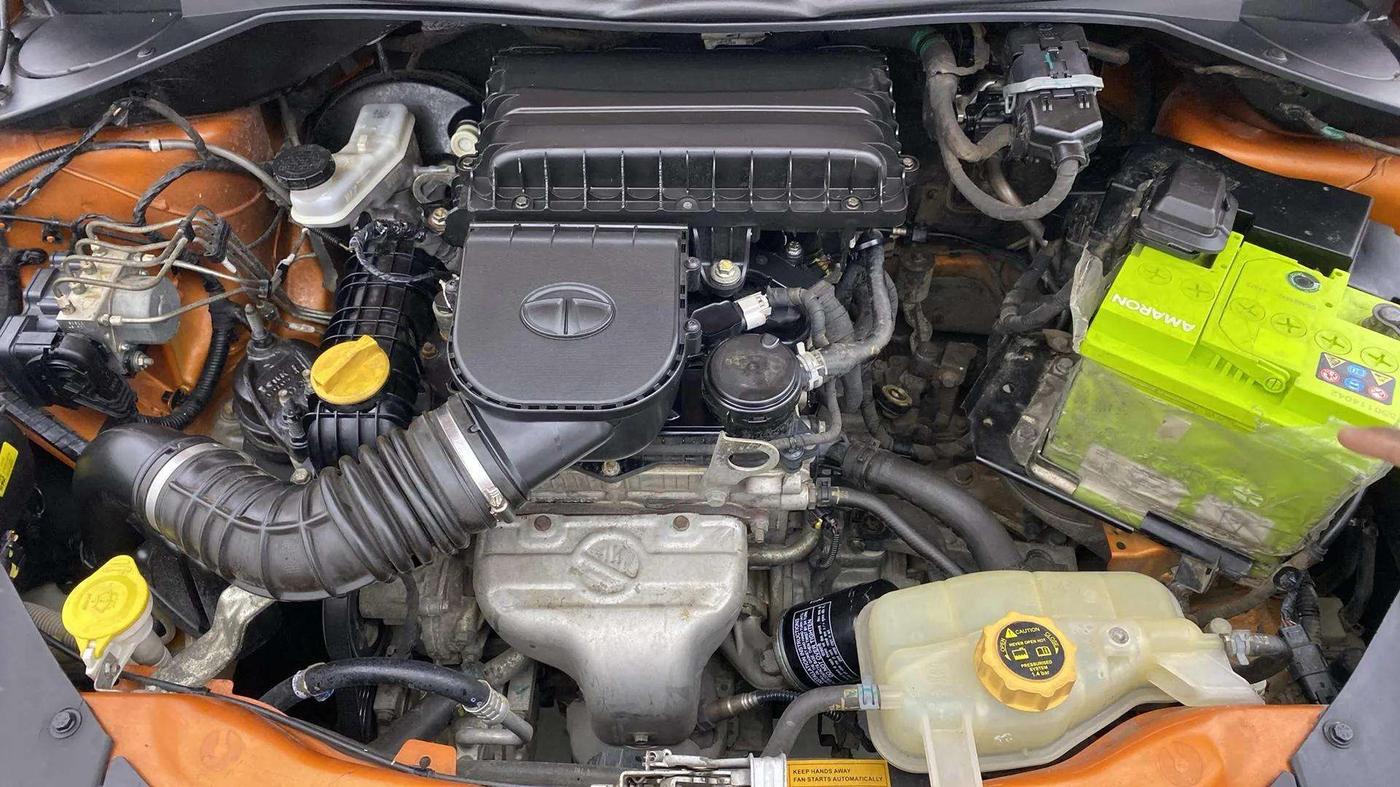 2018 Tata TIAGO NRG PETROL, Petrol, Manual, 32,406 km, Engine View