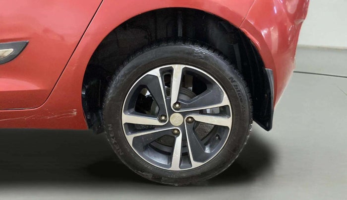 2021 Tata ALTROZ XZ PETROL, Petrol, Manual, 69,534 km, Left Rear Wheel