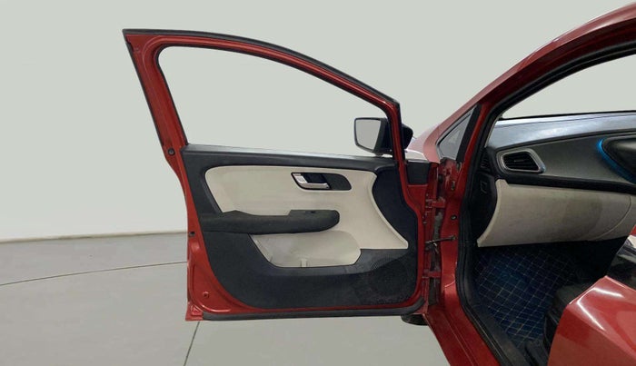 2021 Tata ALTROZ XZ PETROL, Petrol, Manual, 69,534 km, LHS Front Door