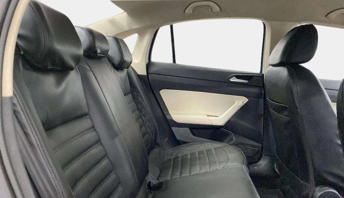 2022 Volkswagen VIRTUS COMFORTLINE TSI 1.0 MT, Petrol, Manual, 47,109 km, Right Side Rear Door Cabin
