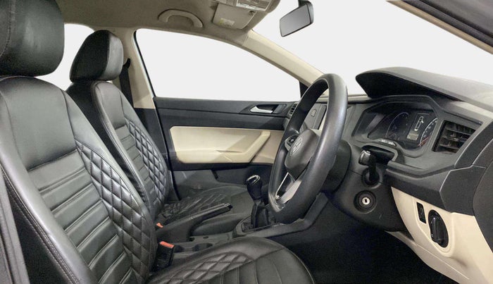 2022 Volkswagen VIRTUS COMFORTLINE TSI 1.0 MT, Petrol, Manual, 47,109 km, Right Side Front Door Cabin