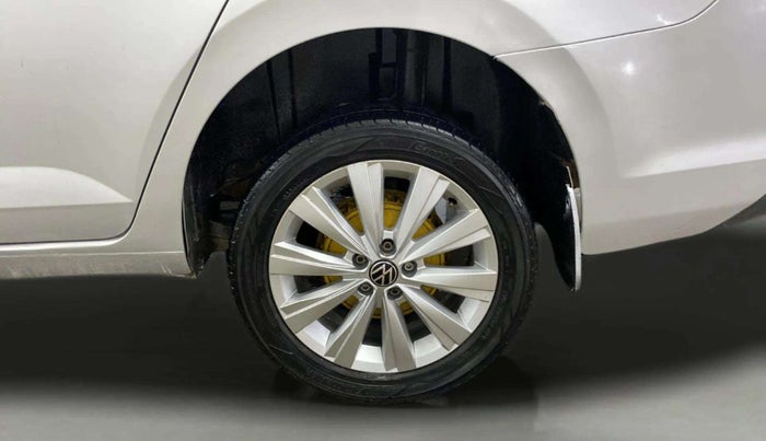 2022 Volkswagen VIRTUS COMFORTLINE TSI 1.0 MT, Petrol, Manual, 47,109 km, Left Rear Wheel