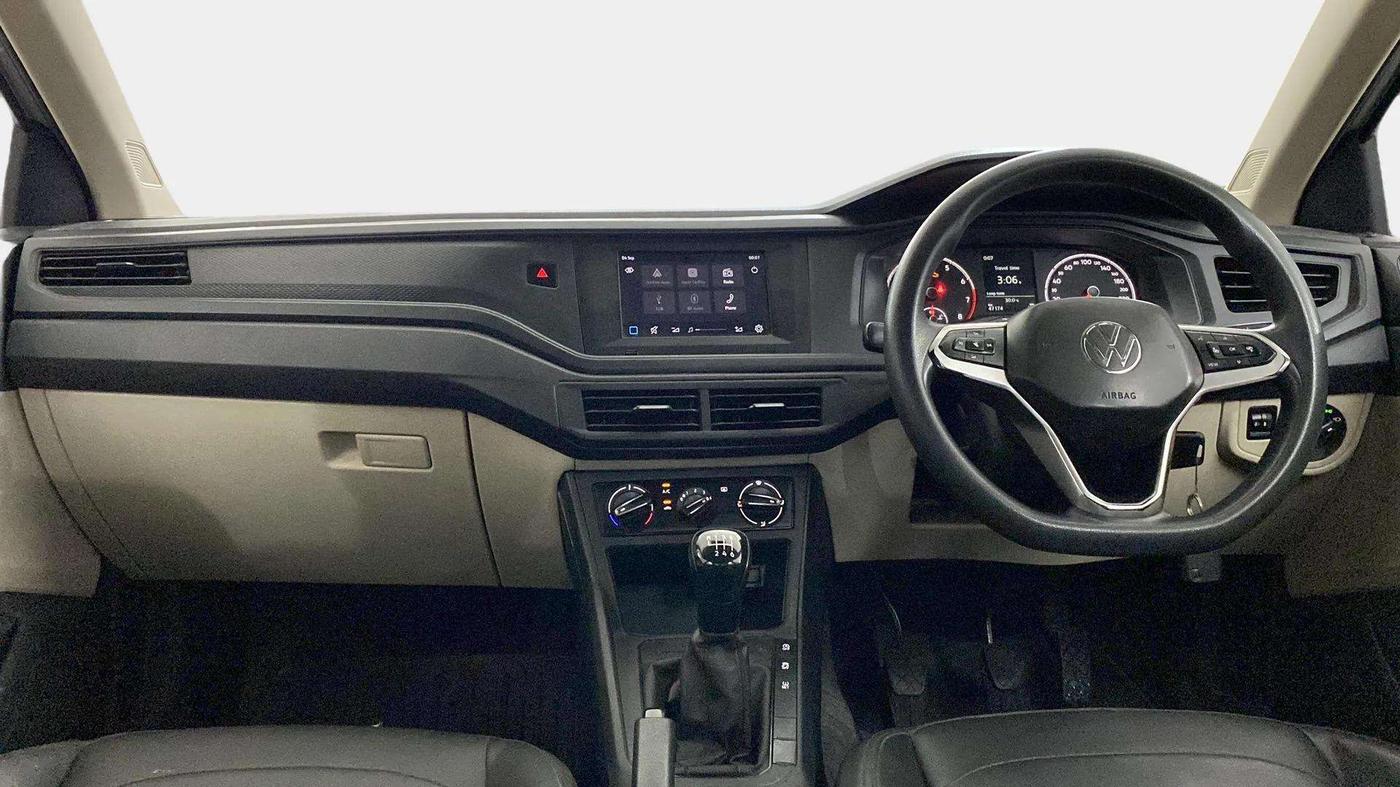 2022 Volkswagen VIRTUS COMFORTLINE TSI 1.0 MT, Petrol, Manual, 48,368 km, Dashboard
