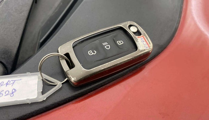 2019 Tata Tiago XZA PETROL, Petrol, Automatic, 53,321 km, Key Close Up