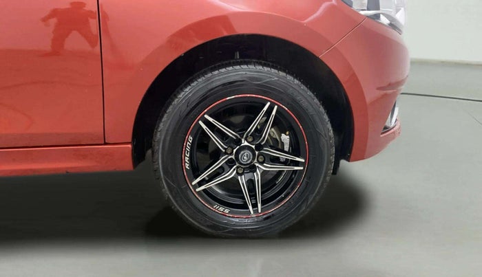 2019 Tata Tiago XZA PETROL, Petrol, Automatic, 53,321 km, Right Front Wheel