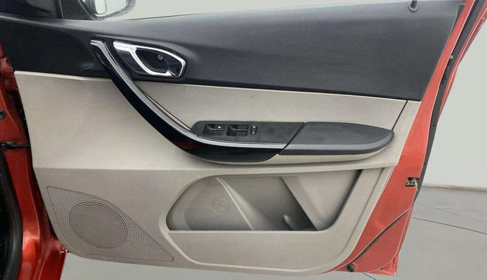2019 Tata Tiago XZA PETROL, Petrol, Automatic, 53,321 km, Driver Side Door Panels Control