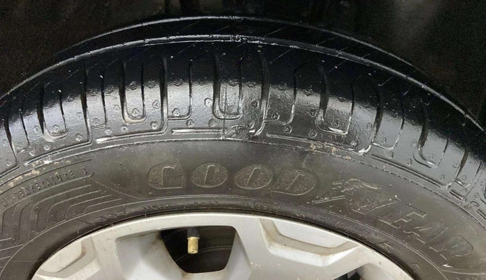 2018 Renault Kwid CLIMBER 1.0, Petrol, Manual, 66,843 km, Right Front Tyre Tread