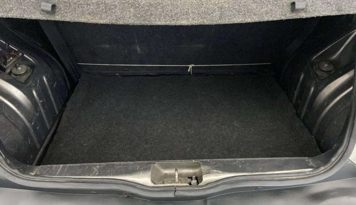 2018 Renault Kwid CLIMBER 1.0, Petrol, Manual, 66,843 km, Boot Inside