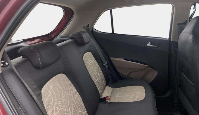 2015 Hyundai Grand i10 ASTA AT 1.2 KAPPA VTVT, Petrol, Automatic, 63,593 km, Right Side Rear Door Cabin