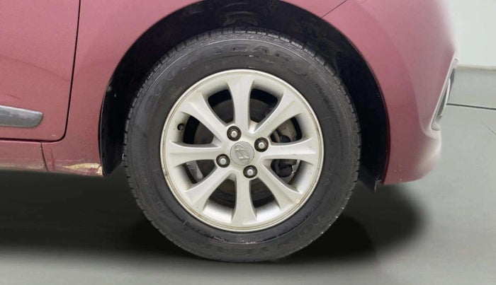 2015 Hyundai Grand i10 ASTA AT 1.2 KAPPA VTVT, Petrol, Automatic, 63,593 km, Right Front Wheel