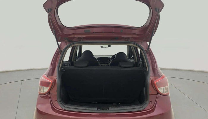 2015 Hyundai Grand i10 ASTA AT 1.2 KAPPA VTVT, Petrol, Automatic, 63,593 km, Boot Inside